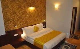 The Golden Crest Hotel Gangtok