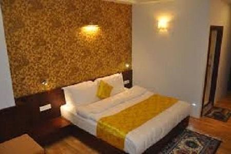 The Golden Crest Hotel Gangtok Exterior photo